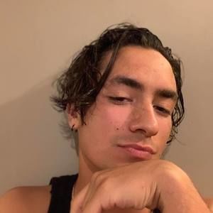 Meet your Posher, Alec